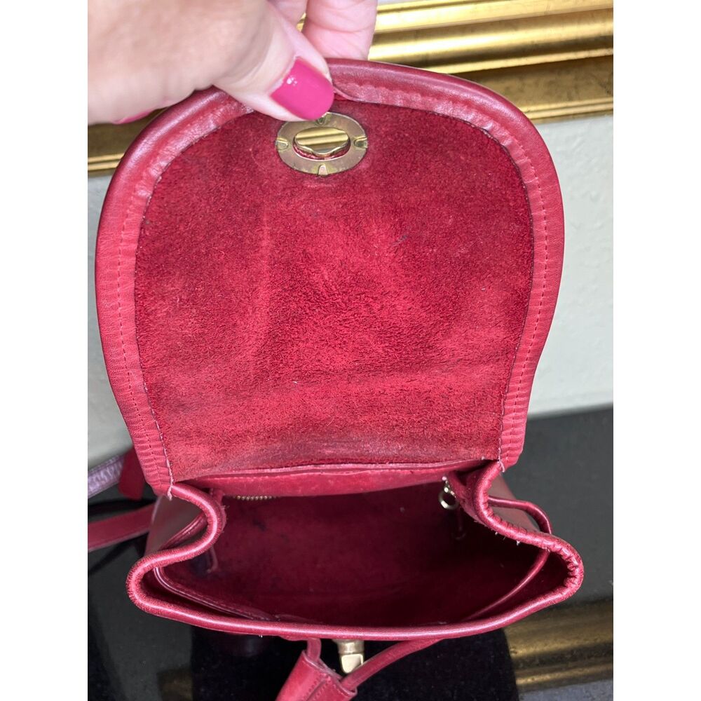 Coach Red Leather Mini Backpack #9960 Kiss Lock Closure with Drawstring - Picture 4 of 11